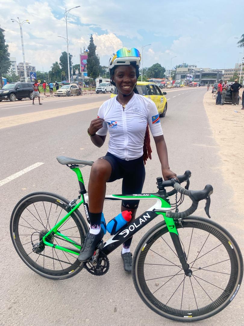 Cyclisme:  Déborah Okito Hélène, la championne du Congo 