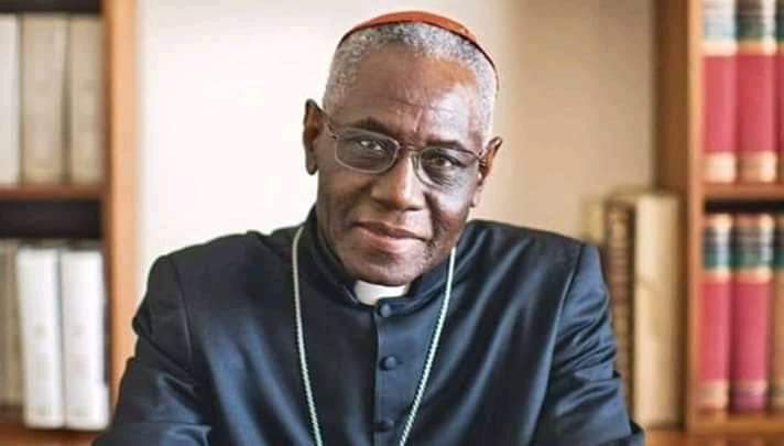 Que le Clergé corrompu apprenne et se convertisse ! (Du Cardinal Robert Sarah) 