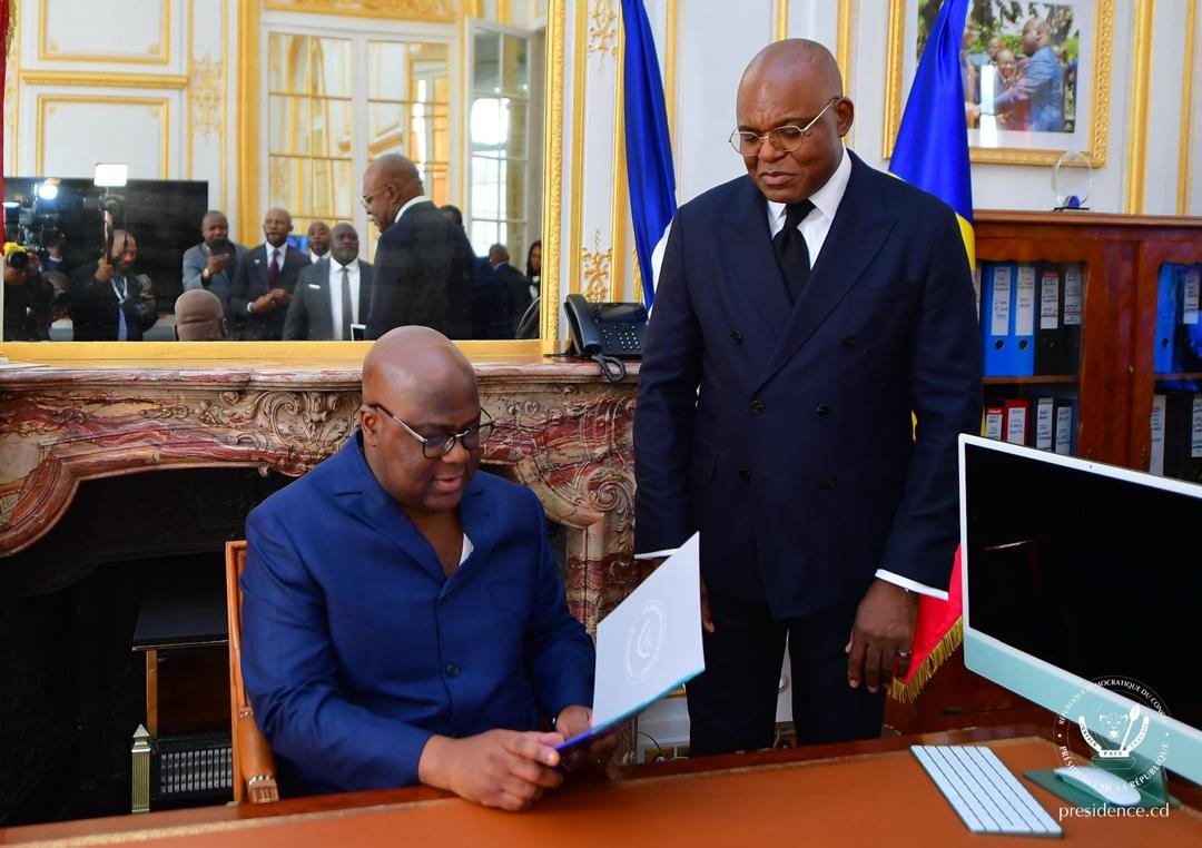 Avant de quitter la France : Tshisekedi visite l’ambassade de la Rdc