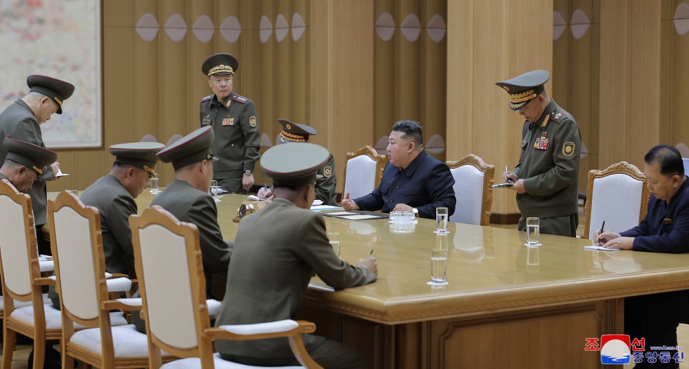 KIM JONG UN pour préserver la souveraineté, la sécurité et les intérêts de son Pays