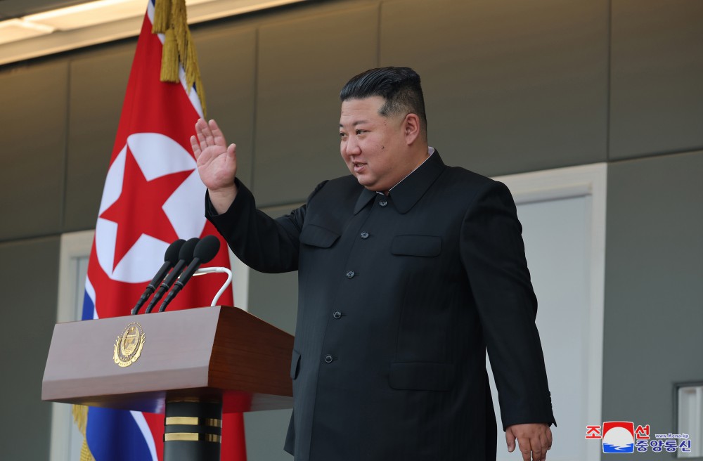 KIM JONG UN: « Si le BTP va à la tête de tout autre secteur, l’avenir d’une Puissance économique sera anticipé!»