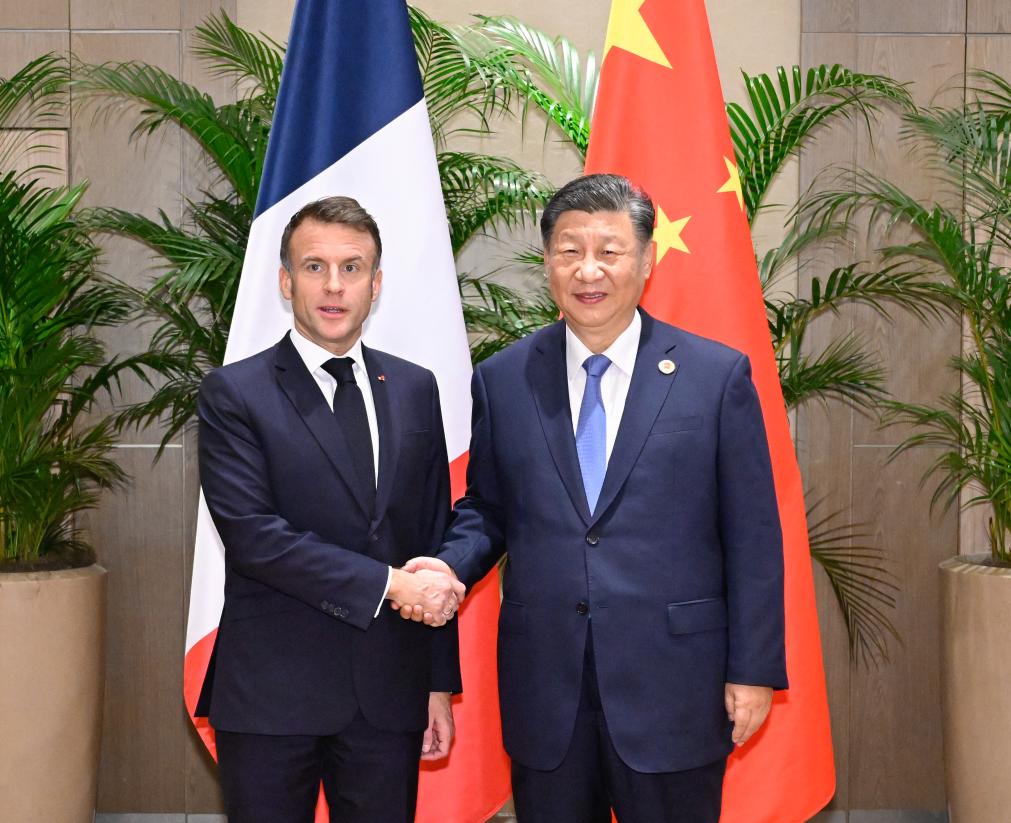 La Chine et la France doivent assumer des responsabilités communes face à l’évolution de la situation internationale, déclare Xi Jinping