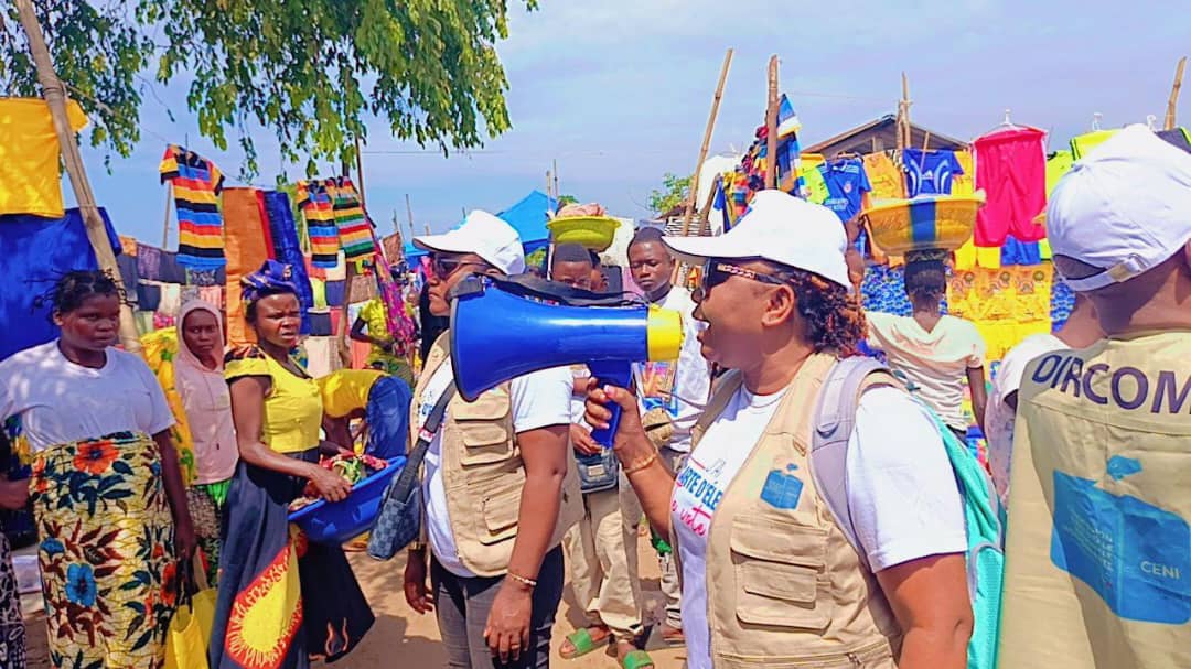 Reprise des élections législatives à Masi-Manimba : Sensibilisation électorale de proximité par la CENI dans les secteurs et villages du territoire de Masi-Manimba