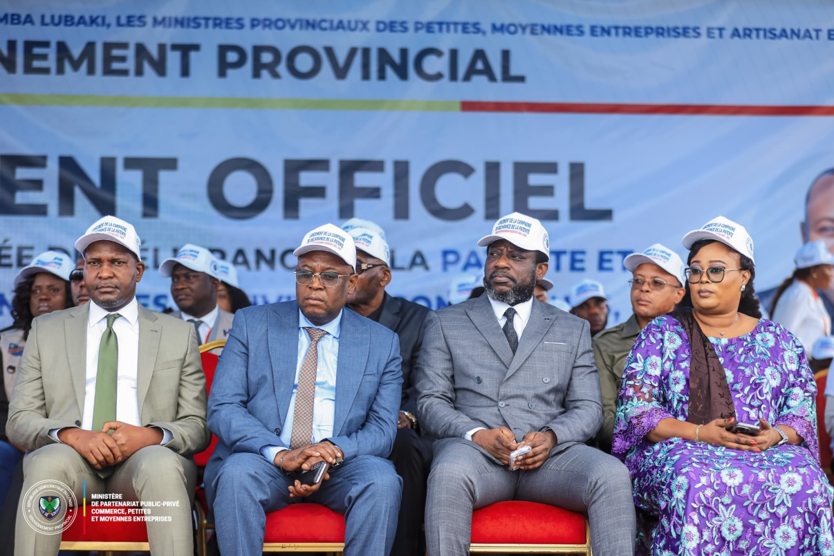 HVK: ‘Kinshasa ezo bonga’ se matérialise:  Lancement de la campagne couplée de délivrance de la patente et de la fiche de recensement pour les exercices 2024-2025