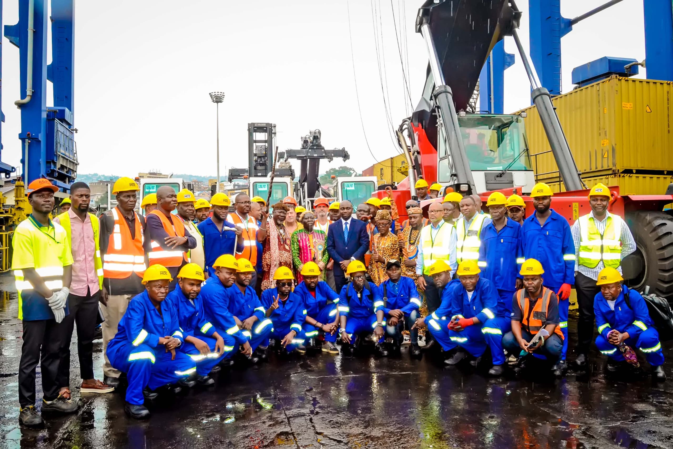 Après la visite du parc à conteneurs du port de Matadi:  Des chefs coutumiers d’accord avec MCTC