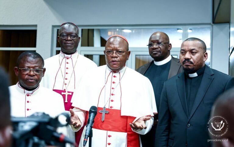 Plan de sortie de la crise en RDC:  CENCO et ECC devant Tshisekedi et Fayulu 