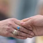 Avec seulement un pays sur sept dirigé par une femme, le pouvoir politique reste dominé par les hommes