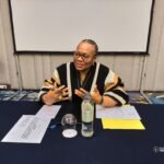 À Bruxelles, la Professeure Dr Marie-Thérèse Sombo échange avec les doctorants congolais évoluant en Europe