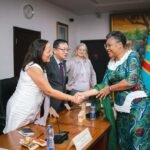 Face aux diplomates:  Judith Suminwa réaffirme sa stratégie pour une RDC attirant plus d’investisseurs 