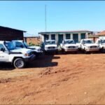 Butembo : le Gouvernement central remet 6 jeeps neuves pour renforcer la sécurité, un plaidoyer du député Remy Mukweso 