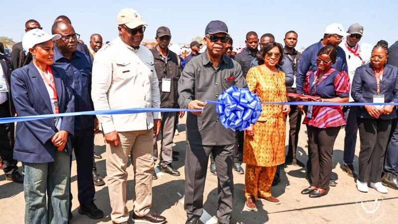 En Angola : Félix Tshisekedi et Joao Lourenço prennent part à l’inauguration des barrages de Ndúe et de Calucuve ainsi que de leurs canaux d’acheminement 