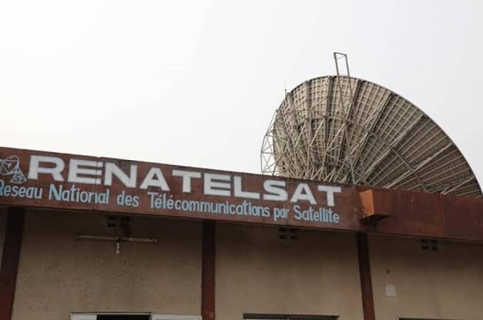 En réunion extraordinaire : le Conseil d’administration du RENATELSAT examine des dossiers administratifs urgents 